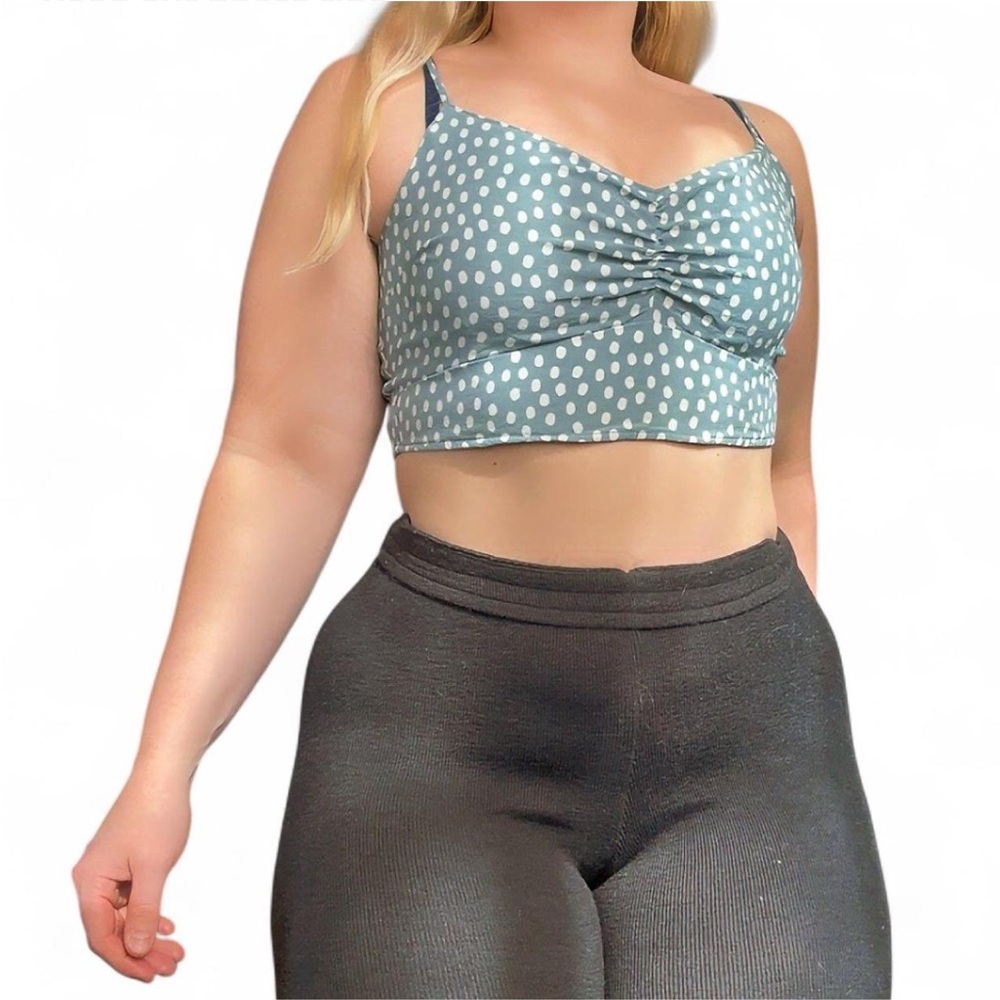 Abercrombie & Fitch Blue and white polka dot tank crop top